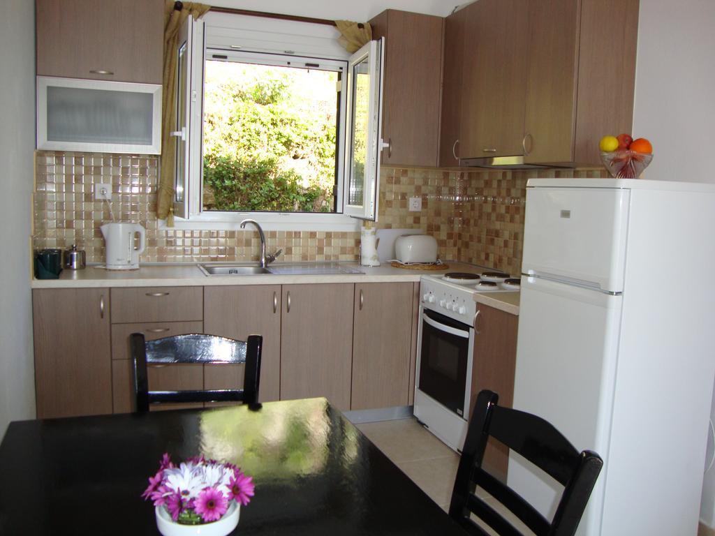 Fantasia Apartment Lákonesz Kültér fotó
